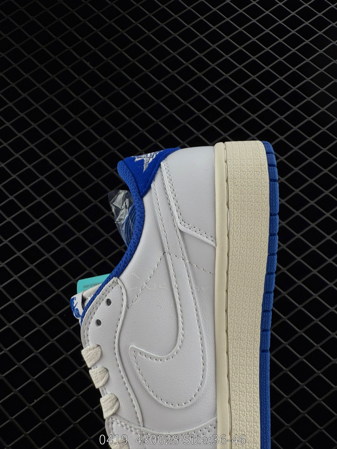 Travis Scott x Air Jordan 1 ” Reverse Mocha “